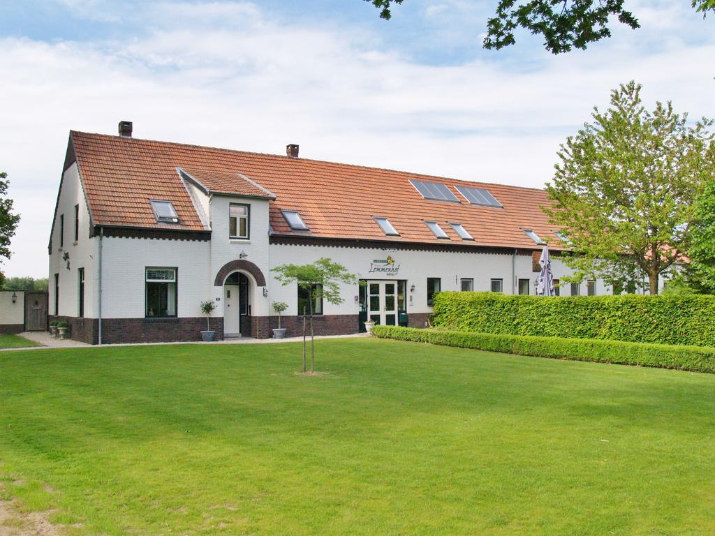 Hotel Lemmenhof Ell Екстер'єр фото
